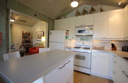 Old Town Cottage | 1 1/2 Block From Beach With Private Pool and Hot Tub