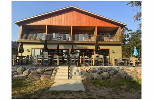 Cass Lake Hotel | 1-bedroom 1 bath hotel room located at Cass Lake Lodge Hotel 1