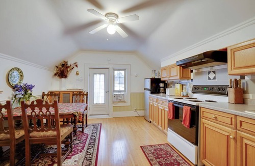 Lowry Hill Apartment | 1 Mi to Downtown: Apt w/Balcony in Minneapolis!