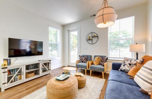 Ocean Springs House | 1 Mi to Downtown: Modern Ocean Springs Cottage
