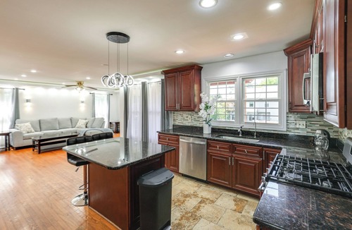 Glyndon House | 1 Mi to Main St! Family-Friendly Reisterstown Home
