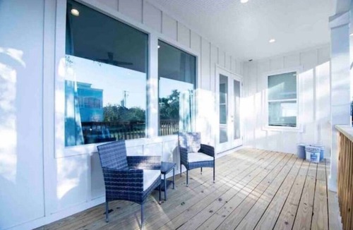 Mississippi City House | 1-min walk to beach! Newly built! RELAXING Beach Vacation!BeachBLISS
