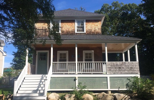 Magnolia House | -10% Last minute special July 24-26…DOG FRIENDLY!