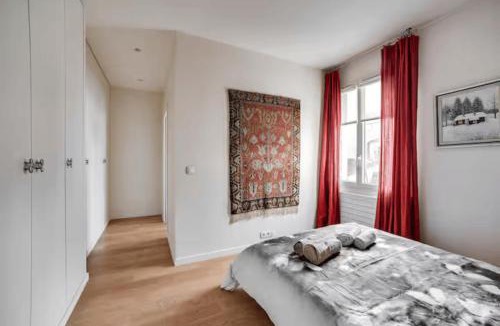 Saint-Cloud Apartment | 100 m terrace parking view of the Eiffel Tower