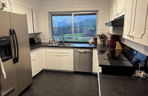 Springville House | 12 acre Ranch with Pickle Ball with lights, Pool, Jacuzzi views and Cows