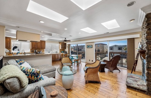 Silver Strand House | 1200O - Strand By Me w/Top Deck Ocean Views!