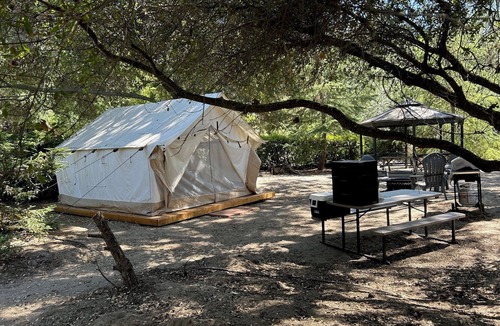 Three Rivers RV Rental | 12x14 Cabin Tent. 4.5 miles to the Sequoia National park entrance.