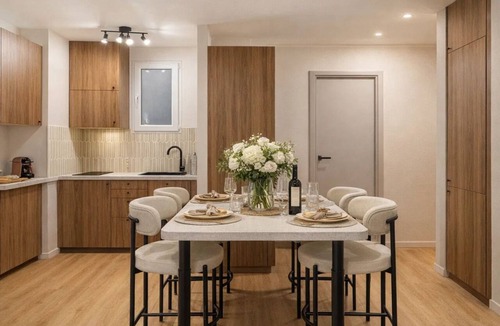 Quartier de Rochechouart Apartment | 1526 LouiseEmile