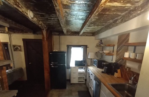 Lovettsville Cabin | 1760s Cabin