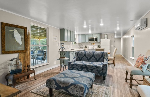 Kiln Cabin | 18 acres with 2 ponds. Cozy 3 bedroom family friendly retreat.
