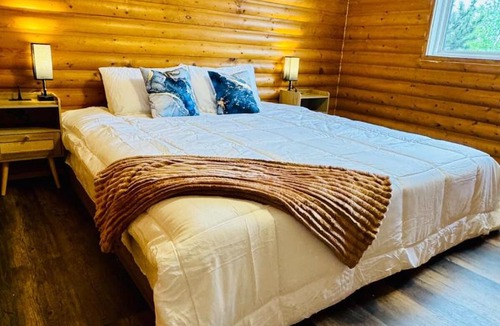 Grand Marais Villa | 1818 Trailside Cedar - Cabin 2