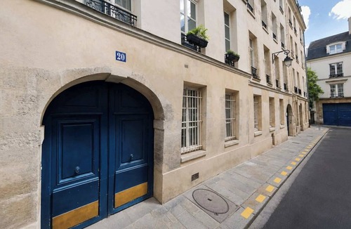 Archives Apartment | 1bedroom flat in the heart of the Marais area