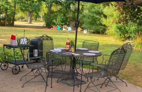 Lake St. Croix Beach Cottage | 2-bedroom cottage/pet friendly/walk to beach/near Afton Alps/hike bike trails