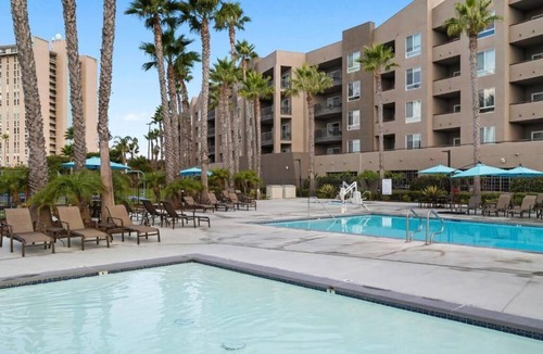 Oceanside Condo | 2 Bedroom 2 Bath Condo in Oceanside Within Walking Distance to Ocean and Dining