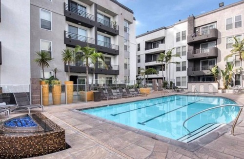 Mar Vista Apartment | 2 bedroom apartment Marina Del Rey, near Venice beach!