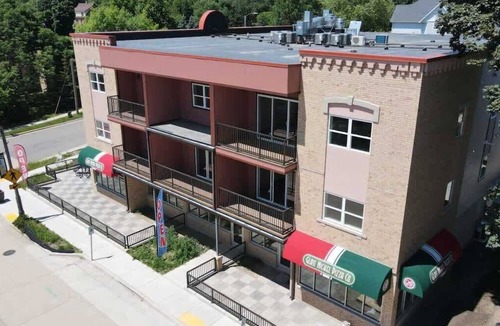 Sun Prairie Apartment | 2 Bedroom Apartment Downtown Sun Prairie!