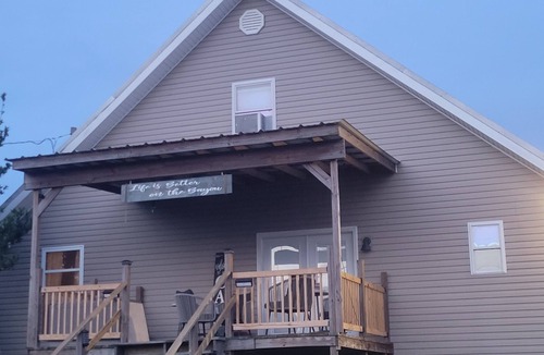 Delacroix House | 2 Bedroom Camp located in Yscloskey/Shell Beach.