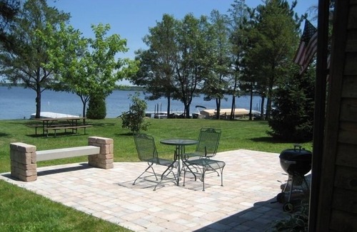 New Lisbon Cottage | 2-bedroom Cottage on the water with your own private dock on Castle Rock Lake.