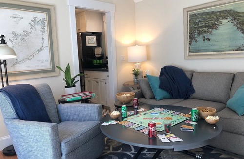Falmouth Cottage | 2-bedroom cottage plus bunkhouse in Historic Falmouth Center