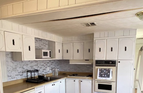Newberry Springs House | 2-bedroom farmhouse in adorable Newberry Springs with AC