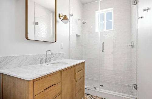 Solvang Apartment | 2 bedroom - WiFi, AC, garaged off-street parking with EV Charger.