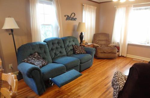 Kutzky Park House | 2 Blks St Marys 2 Main Fl Beds Bath CoveredByFaith