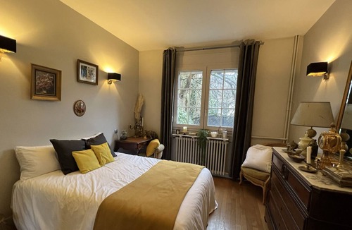 Villemomble House | 2 Chambres Dans Meulière de Charme à 30 Minutes de Paris en Transport