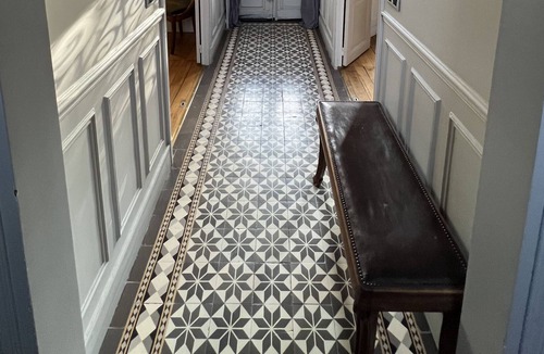 Villemomble House | 2 Chambres Dans Meulière de Charme à 30 Minutes de Paris en Transport