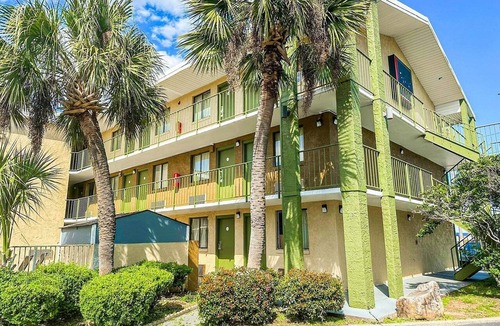 Mobile Apartment | 2 Full Beds|Mobile AL