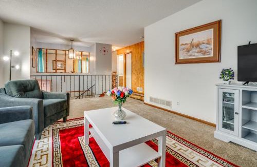 North End House | 2 Mi to Dtwn St Paul: Home w/Private Deck & Yard!