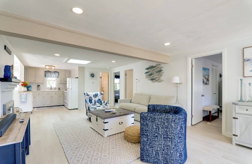 West Yarmouth House | 2 Mi to Seagull Beach: Charming Family Home