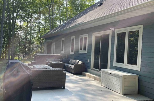 Egg Harbor House | 2 Neighboring Homes Sleep 24 - 8 Bedrooms/10 Baths