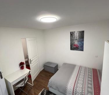 Rosny-sous-Bois Apartment | 2 PIECES proche du centre PARIS 15 min