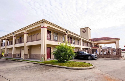 Port Allen House | 2 Queen Bed | Port Allen LA