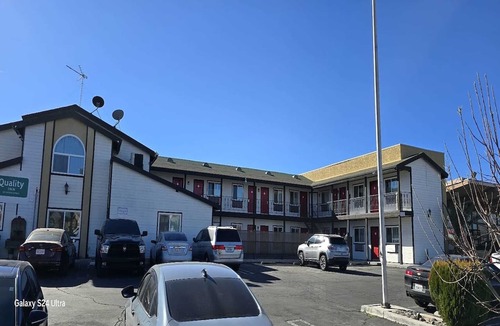 Victorville Apartment | 2 Queen Beds|Access|Nsmk