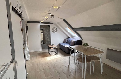 La Chapelle-en-Serval Apartment | 2-room apartment, 2 double beds