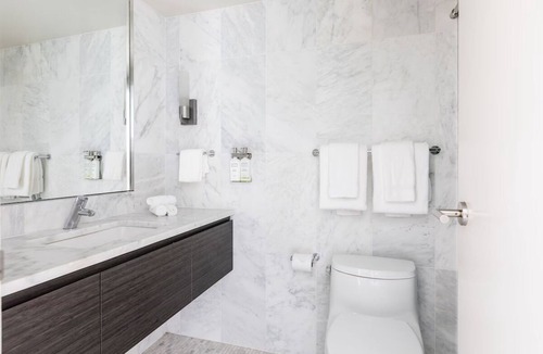 West End Apartment | 2 Units | Washington DC Stay w/Kitchen & Desk | Easy Access to Business Hubs