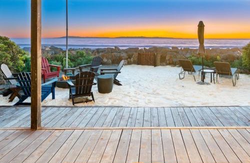 Ventura House | 20% Off May 28-31 On The Sand Perfect For Families