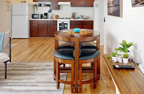 Ventura House | 20% Off Sept! Amazing Reviews Walk 2 Beach & Shops