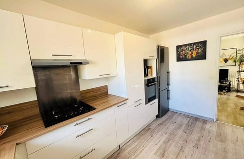 Saint-Maximin Villa | 200-square-meter vacation rental for 2 to 14 people—2 people included in the price