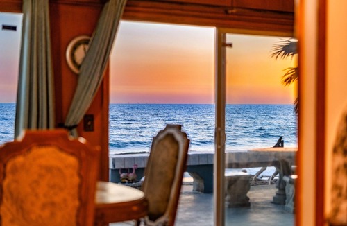 Mussel Shoals House | 25% Off Aug 18-20! On The Sand, Perfect 4 Families