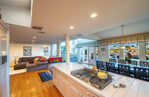 Pierpont Bay House | 25% Off Aug 9-13! Perfect 4 Families Walk 2 Beach*