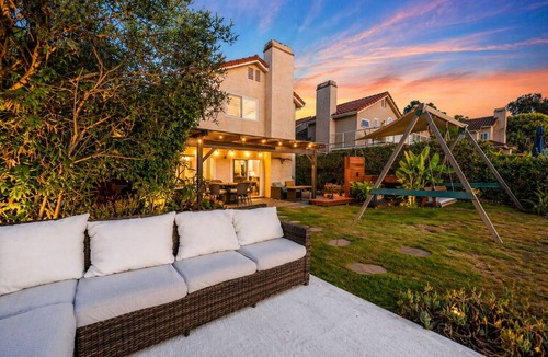 Ventura House | 25% Off Aug&Sept! Perfect 4 Families, Mins 2 Beach