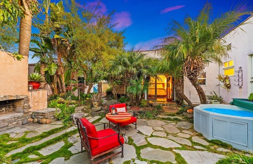 Ventura House | 25% Off August! Perfect For Families -Hot Tub*