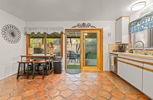 Ventura House | 25% Off July 5-8! Full AC, Large Patio