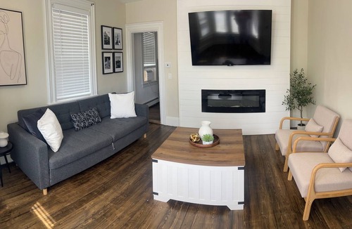 Mount Pleasant Apartment | 2BR. Free Parking. 7 Min to Federal Hill- APT 1