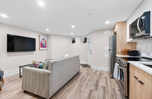 Le Droit Park Condo | 2BR Garden Suite near U St | Private Entry + W/D