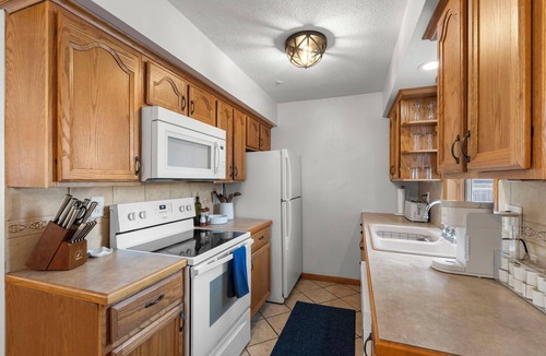 Southwest Minneapolis House | 2BR Ground-Floor Apt Near Mpls & MSP