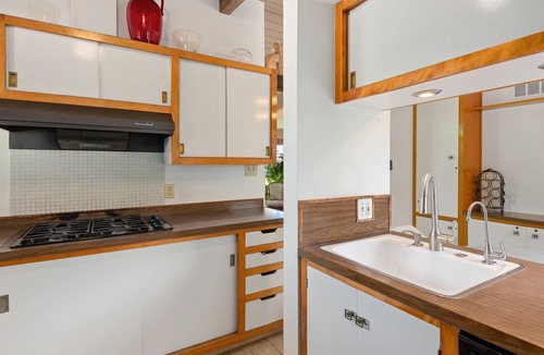 Padaro Lane House | 3 BDR Santa Barbara Home: Exclusive Beach Access and Private Hot Tub