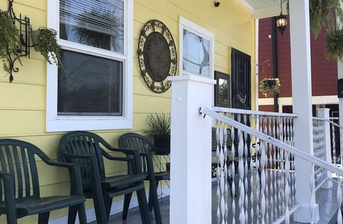 Hoffman Triangle House | 3 BEDROOM 2 miles from French quarter